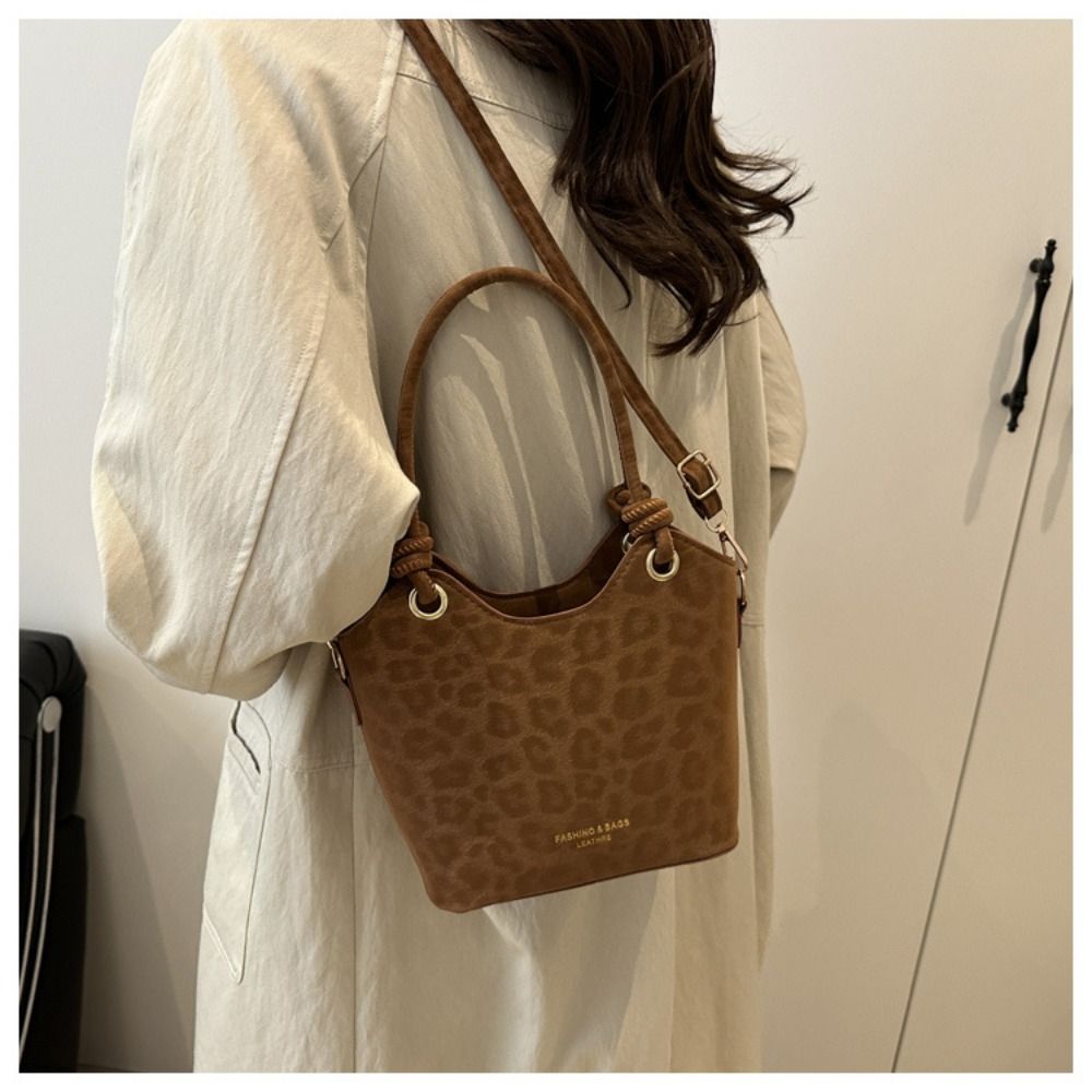 Taşınabilir Leopar Desenli Omu - Leather Backpack Vintage incelemesi ve fiyatı